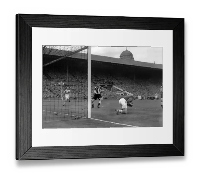 Framed Print : 1955 FA Cup Final: Newcastle 3 Man City 1 Framed Print : 1955 FA Cup Final: Newcastle 3 Man City 1