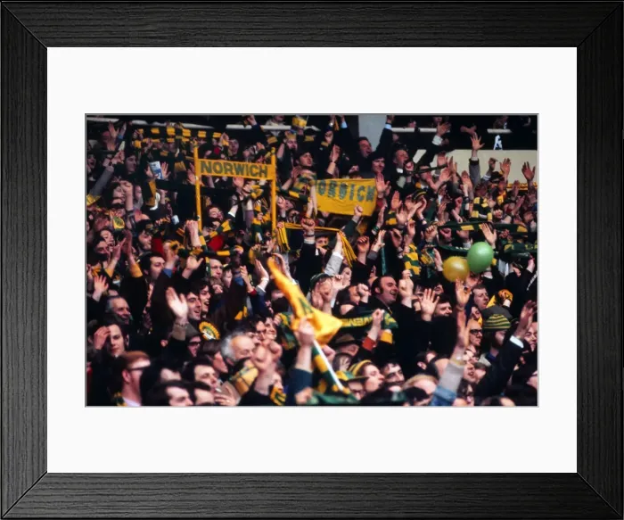 Framed Print : Norwich City fans - 1973 League Cup Final Framed Print : Norwich City fans - 1973 League Cup Final