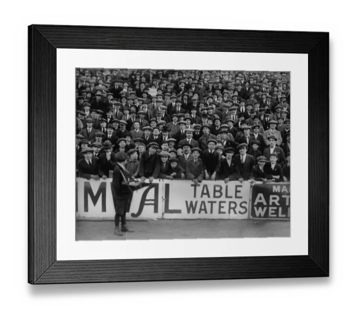 Framed Print : Fans in flatcaps watch Birmingham City at St Andrews in 1922 / 3 Framed Print : Fans in flatcaps watch Birmingham City at St Andrews in 1922 / 3