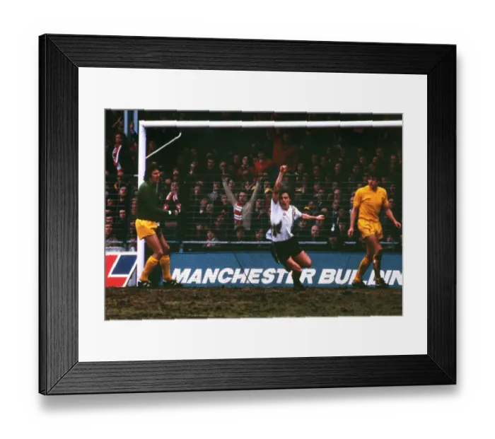 Framed Print : Manchester Uniteds Steve Coppell celebrates Brian Greenhoffs goal against Liverpool in the 1977 FA Cup Framed Print : Manchester Uniteds Steve Coppell celebrates Brian Greenhoffs goal against Liverpool in the 1977 FA Cup