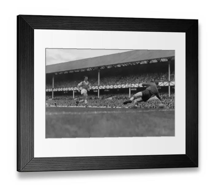 Framed Print : Arsenals David Herd scores at Goodison Park in 1958 Framed Print : Arsenals David Herd scores at Goodison Park in 1958