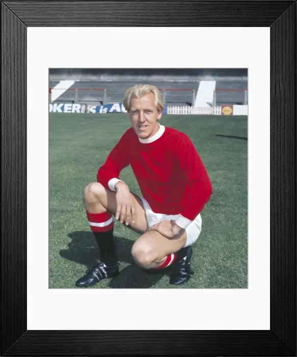 Framed Print : Ian Ure - Manchester United Framed Print : Ian Ure - Manchester United