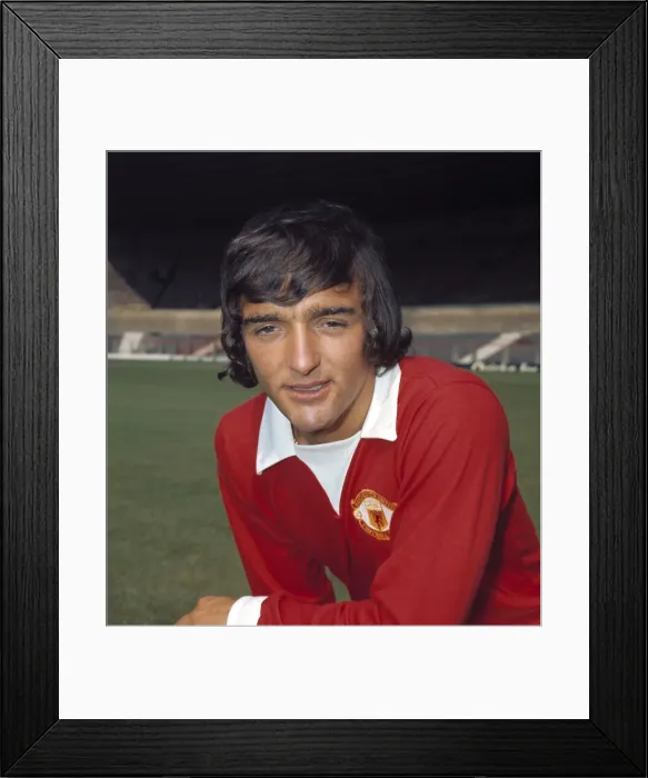 Framed Print : Lou Macari - Manchester United Framed Print : Lou Macari - Manchester United