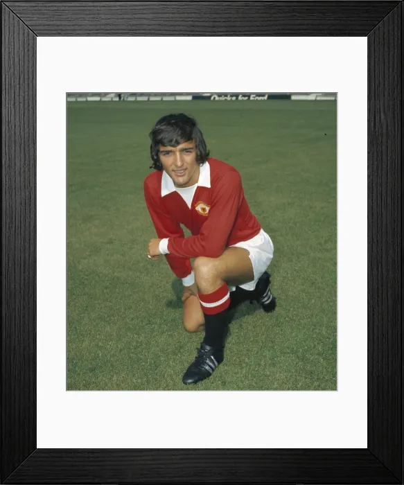 Framed Print : Lou Macari - Manchester United Framed Print : Lou Macari - Manchester United