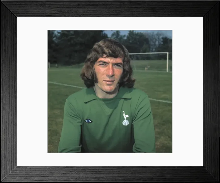 Framed Print : Pat Jennings - Tottenham Hotspur Framed Print : Pat Jennings - Tottenham Hotspur