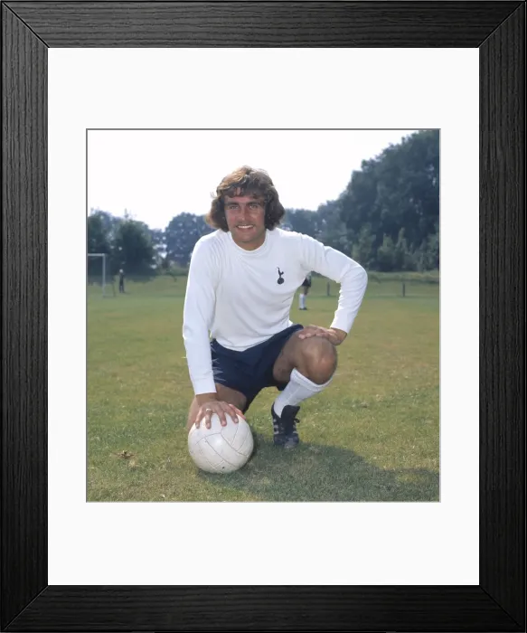 Framed Print : Mike Dillon - Tottenham Hotspur Framed Print : Mike Dillon - Tottenham Hotspur