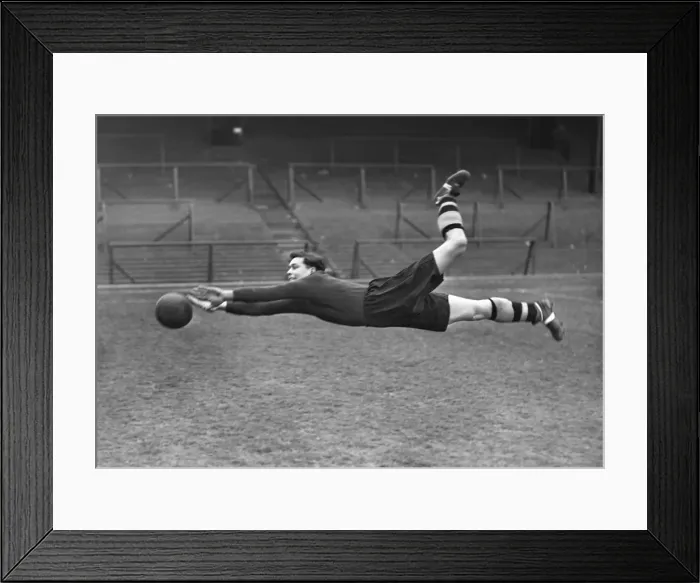 Framed Print : Nigel Sims - Wolverhampton 1948 Framed Print : Nigel Sims - Wolverhampton 1948