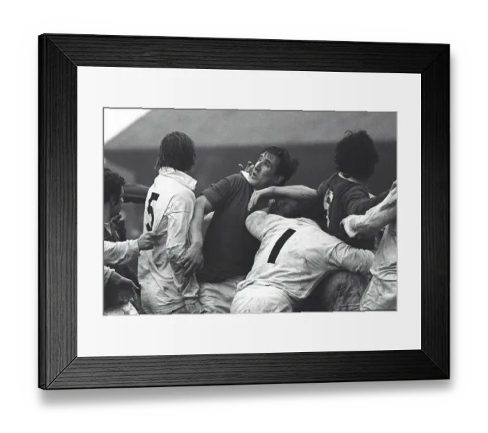 Framed Print : Wales Delme Thomas - 1972 Five Nations Framed Print : Wales Delme Thomas - 1972 Five Nations