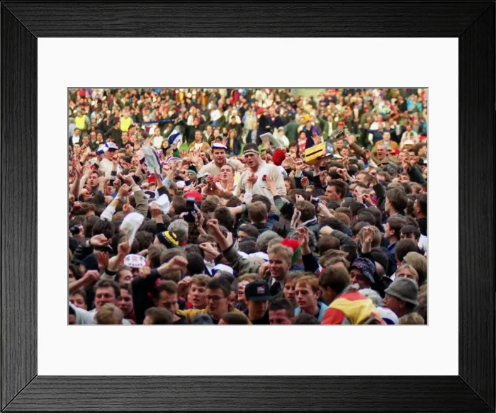 Framed Print : England players are carried off the Twickenham pitch after winning the Grand Slam in 1992 Framed Print : England players are carried off the Twickenham pitch after winning the Grand Slam in 1992