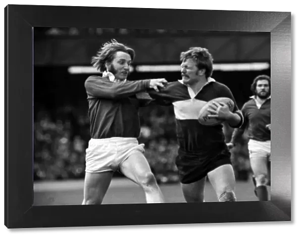 Ashley Armstrong hands-off Chris Williams - 1975 Middlesex 7 s