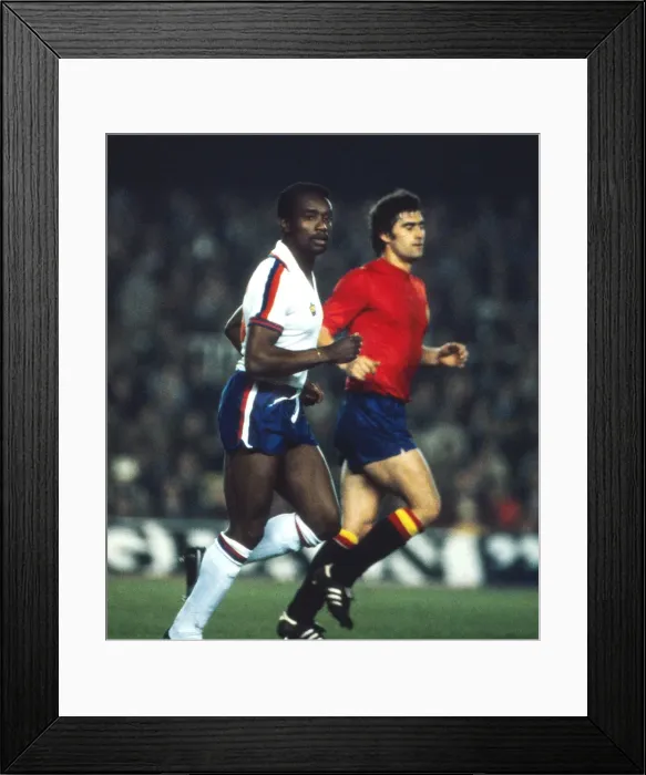 Framed Print : Laurie Cunningham - England Framed Print : Laurie Cunningham - England