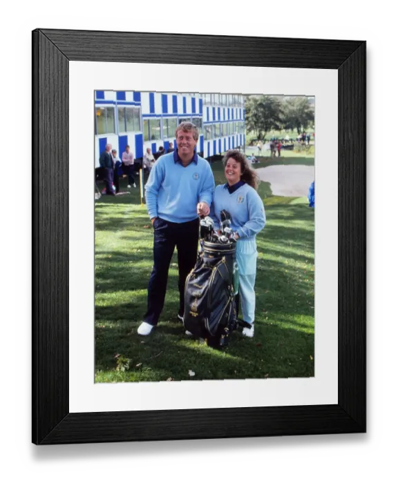 Framed Print : Howard Clark with his caddie Fanny Sunesson - 1989 Ryder Cup Framed Print : Howard Clark with his caddie Fanny Sunesson - 1989 Ryder Cup