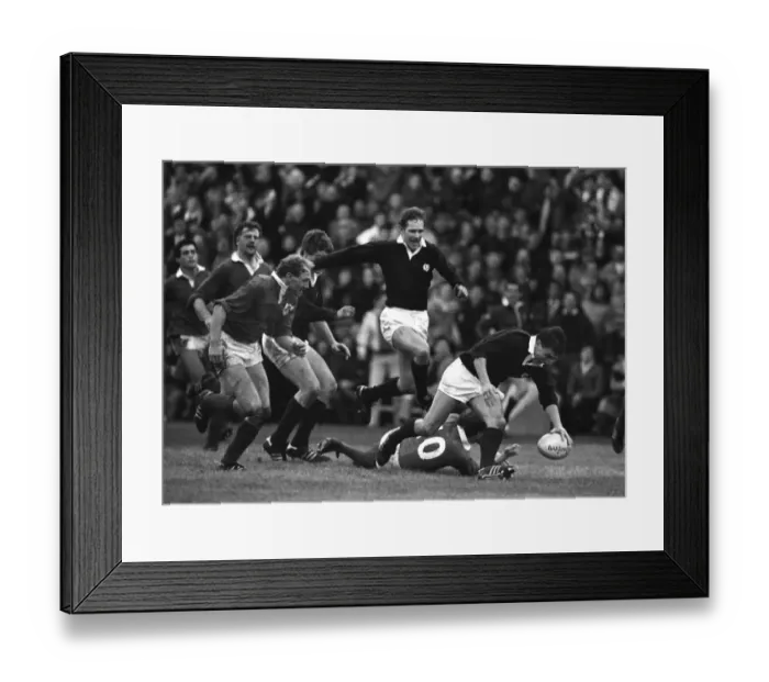 Framed Print : Scotlands Iwan Tukalo scores against Ireland - 1987 Five Nations