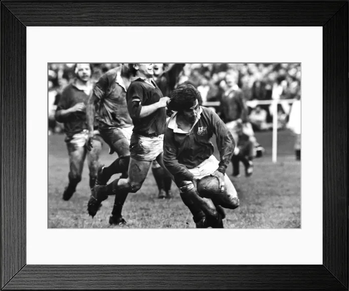 Framed Print : Ian McGeechan scores for the Lions - 1977 British Lions Tour to New Zealand Framed Print : Ian McGeechan scores for the Lions - 1977 British Lions Tour to New Zealand