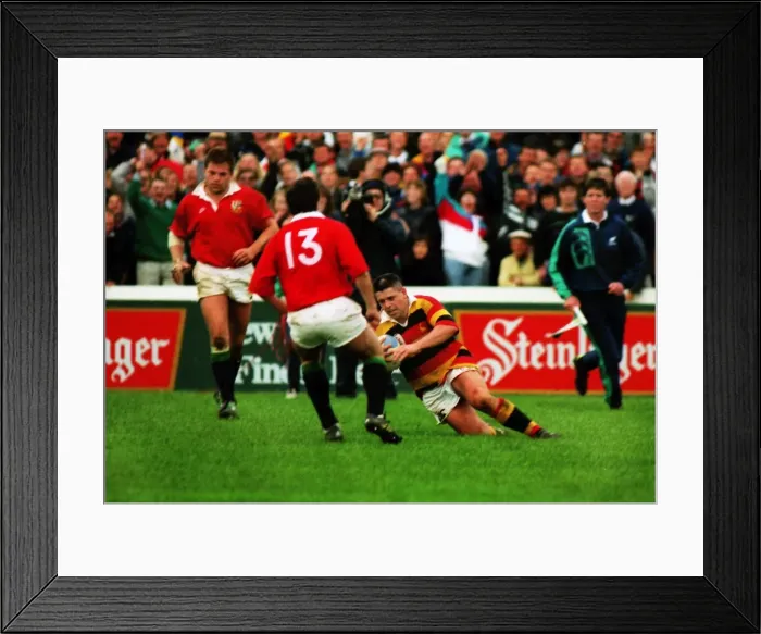 Framed Print : Warren Gatland scores for Waikato against the British Lions in 1993 Framed Print : Warren Gatland scores for Waikato against the British Lions in 1993