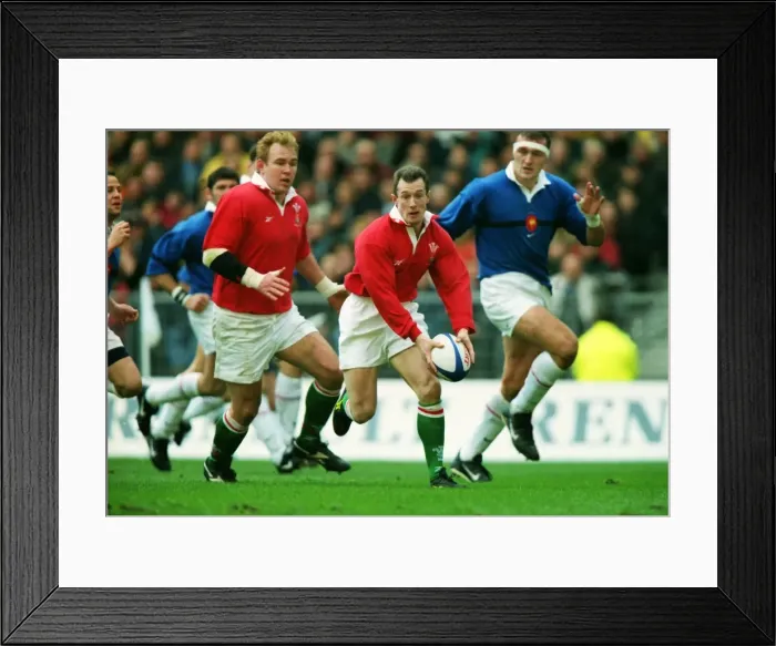 Framed Print : Wales Rob Howley - 1999 Five Nations Framed Print : Wales Rob Howley - 1999 Five Nations
