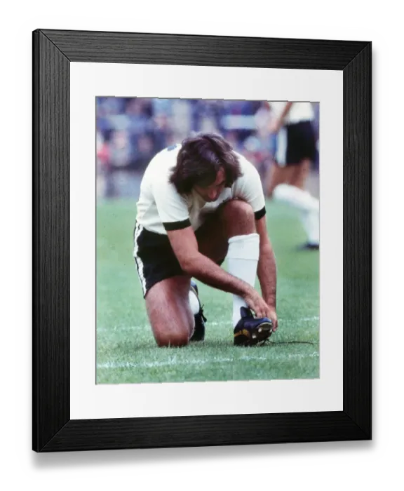 Framed Print : George Best makes his debut for Fulham