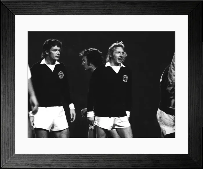 Framed Print : Scotlands Denis Law and Willie Morgan Framed Print : Scotlands Denis Law and Willie Morgan