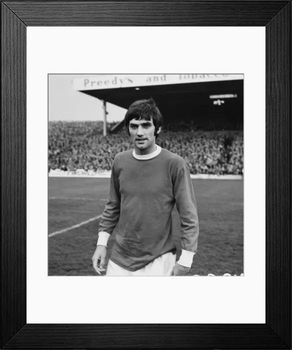 Framed Print : George Best - Manchester United Framed Print : George Best - Manchester United