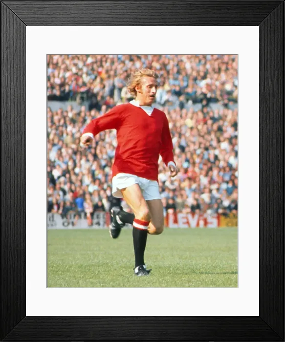 Framed Print : Denis Law - Manchester United Framed Print : Denis Law - Manchester United