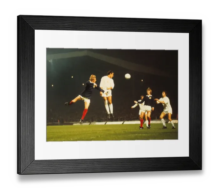 Framed Print : Scotlands Denis Law and Kenny Dalglish Framed Print : Scotlands Denis Law and Kenny Dalglish
