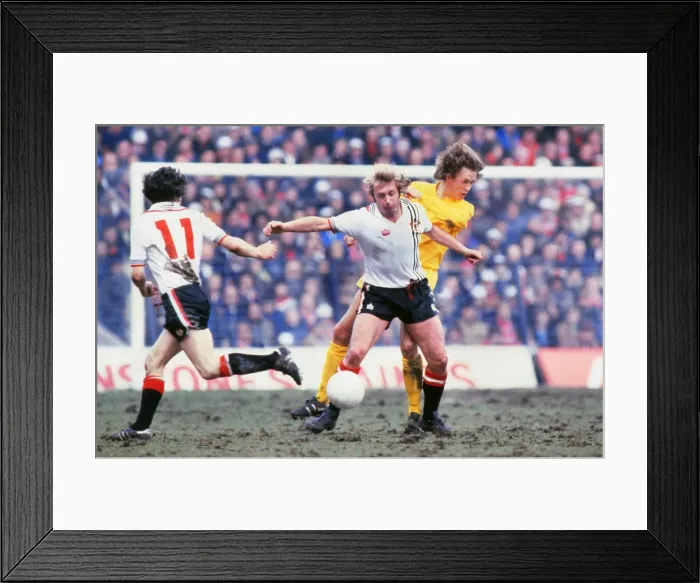 Framed Print : Manchester Uniteds Jimmy Greenhoff - 1979 FA Cup Semi-Final Framed Print : Manchester Uniteds Jimmy Greenhoff - 1979 FA Cup Semi-Final