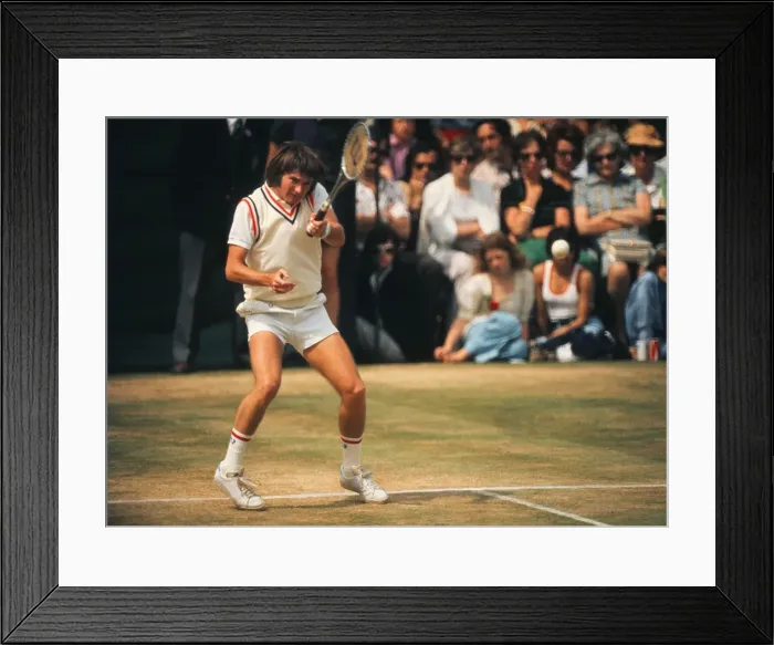 Framed Print : Jimmy Connors - 1974 Wimbledon Mens Singles Final Framed Print : Jimmy Connors - 1974 Wimbledon Mens Singles Final