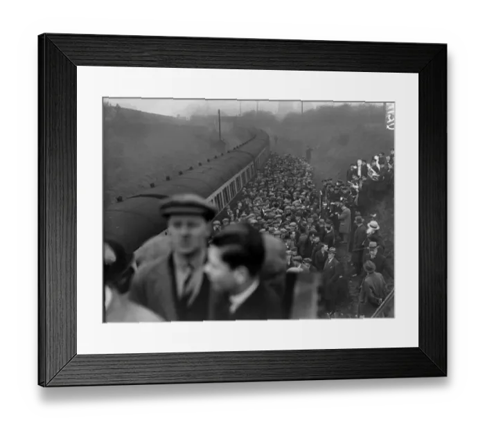 Framed Print : Hawthorns Halt station is opened on Christmas Day 1931 for the WBA-Birmingham football match Framed Print : Hawthorns Halt station is opened on Christmas Day 1931 for the WBA-Birmingham football match