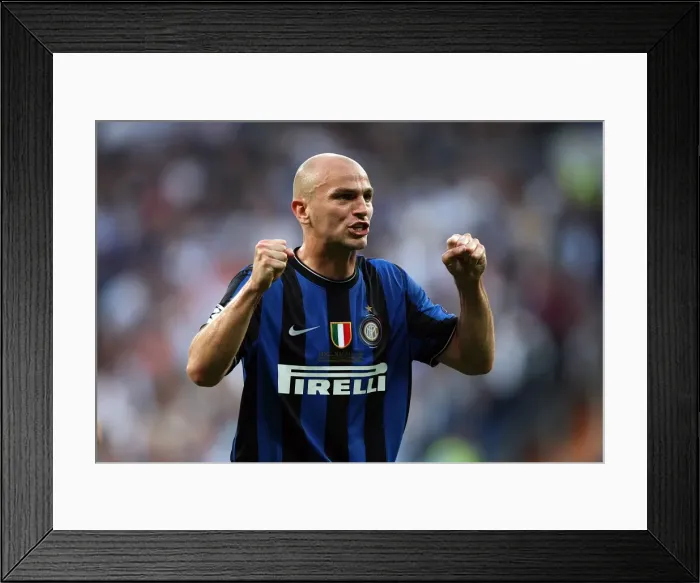 Framed Print : Esteban Cambiasso - Inter Milan Framed Print : Esteban Cambiasso - Inter Milan