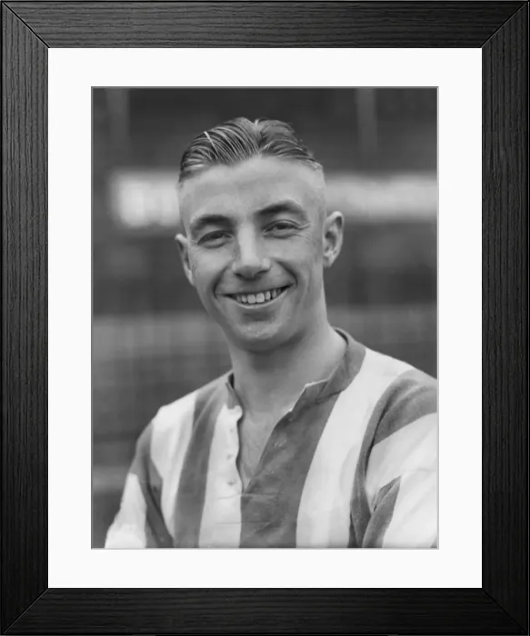 Framed Print : Stanley Matthews - Stoke City Framed Print : Stanley Matthews - Stoke City