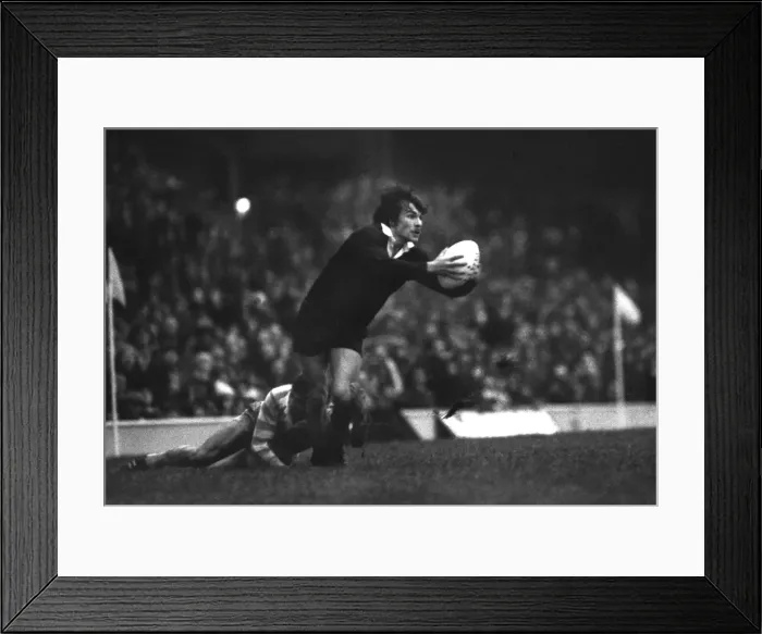 Framed Print : 1977 Varsity Match: Oxford 16 Cambridge 10 Framed Print : 1977 Varsity Match: Oxford 16 Cambridge 10
