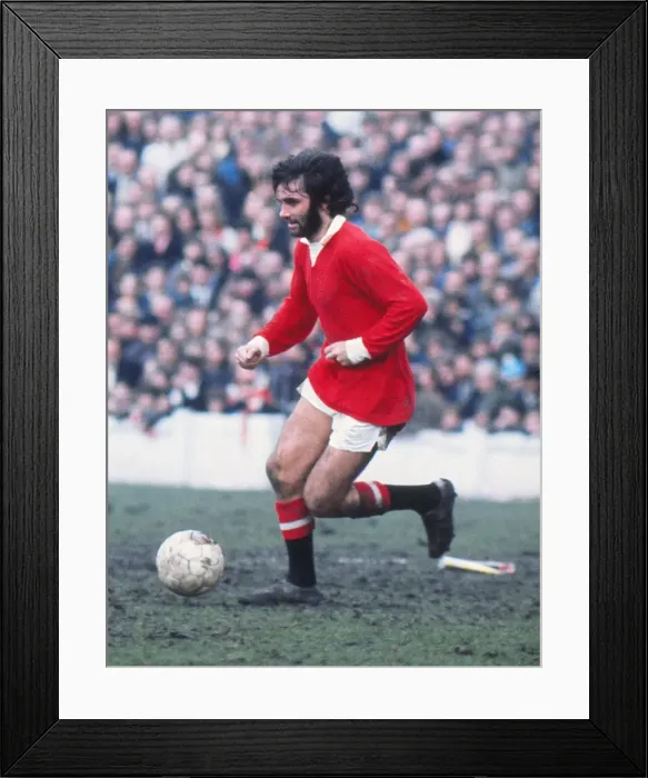Framed Print : George Best - Manchester United Framed Print : George Best - Manchester United