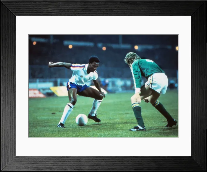 Framed Print : Laurie Cunningham - England Framed Print : Laurie Cunningham - England
