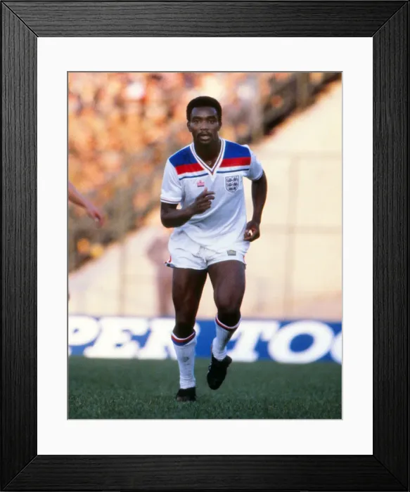 Framed Print : Laurie Cunningham - England Framed Print : Laurie Cunningham - England