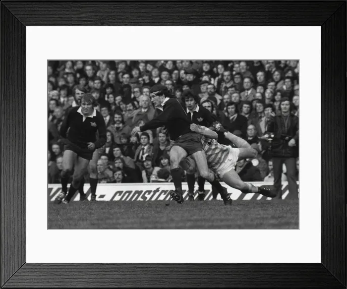 Framed Print : 1975 Varsity Match: Oxford 12 Cambridge 34
