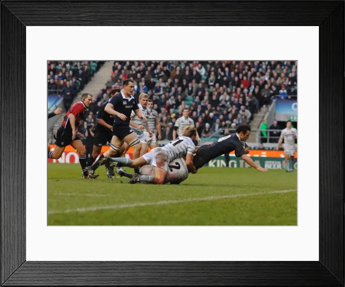 Framed Print : 2009 Varsity Match: Oxford 27 Cambridge 31 Framed Print : 2009 Varsity Match: Oxford 27 Cambridge 31