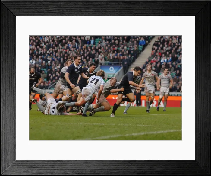 Framed Print : 2009 Varsity Match: Oxford 27 Cambridge 31 Framed Print : 2009 Varsity Match: Oxford 27 Cambridge 31