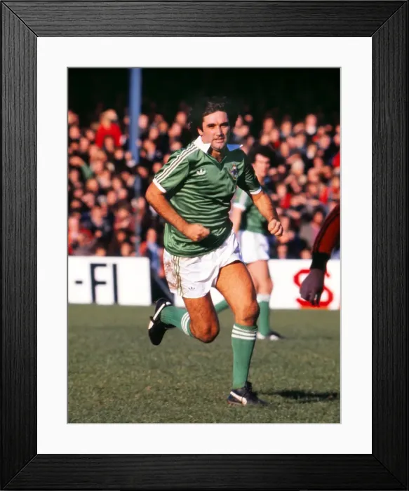 Framed Print : George Best - Northern Ireland Framed Print : George Best - Northern Ireland