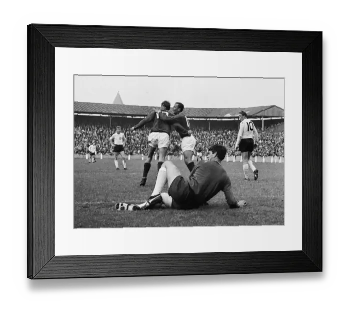 Framed Print : QPRs Mick Leach, left, celebrates his goal with Mark Lazarus Framed Print : QPRs Mick Leach, left, celebrates his goal with Mark Lazarus