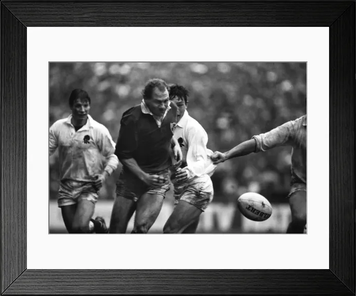 Framed Print : Irelands Nigel Carr - 1987 Five Nations Framed Print : Irelands Nigel Carr - 1987 Five Nations