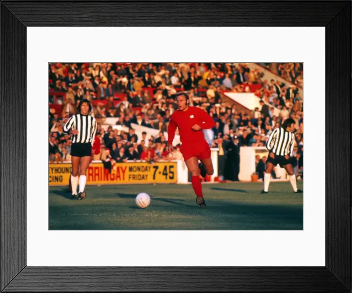 Framed Print : Mark Lazarus - Leyton Orient
