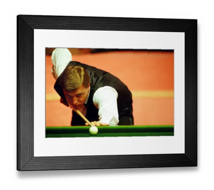 Framed Print : Mike Hallett - 1990 World Snooker Championship Framed Print : Mike Hallett - 1990 World Snooker Championship