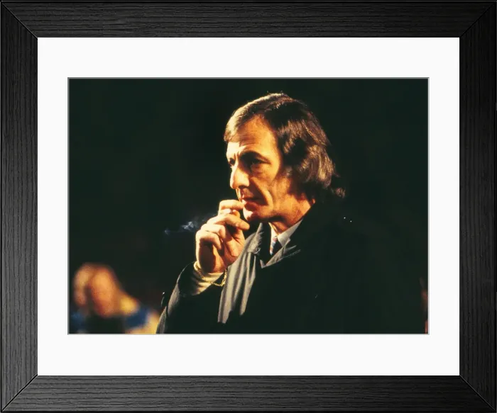 Framed Print : Barcelona manager Cesar Menotti - 1983 / 4 European Cup Winners Cup Framed Print : Barcelona manager Cesar Menotti - 1983 / 4 European Cup Winners Cup
