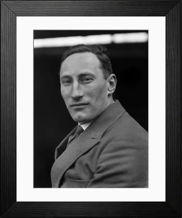 Framed Print : Harry Morris - Swindon Town Framed Print : Harry Morris - Swindon Town