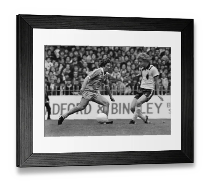Framed Print : Barry Silkman - Manchester City Framed Print : Barry Silkman - Manchester City