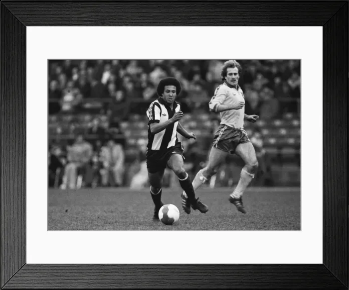 Framed Print : Remi Moses - West Bromwich Albion Framed Print : Remi Moses - West Bromwich Albion