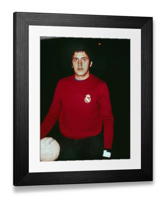 Framed Print : Mariano Garcia Remon - Real Madrid Framed Print : Mariano Garcia Remon - Real Madrid