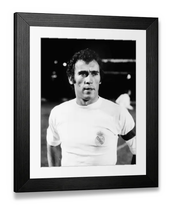 Framed Print : Amancio - Real Madrid Framed Print : Amancio - Real Madrid