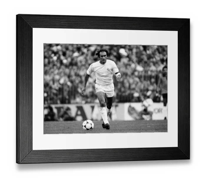 Framed Print : Pirri - Real Madrid Framed Print : Pirri - Real Madrid