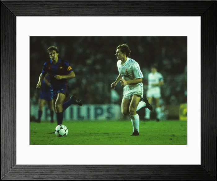 Framed Print : Emilio Butragueno - Real Madrid Framed Print : Emilio Butragueno - Real Madrid